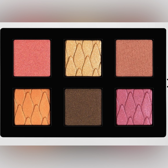 Christian Louboutin Other - Christian Louboutin
Abracadabra La Palette Eyeshadow Palette Refill